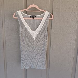 St John Knit Sleeveless Tank Sweater Size P Women Quiet Luxury V Neck Pullover